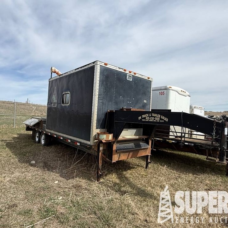 (x) (5-29) 2012 GN Crew Trailer, w/ 8'W x 12'L Dog...