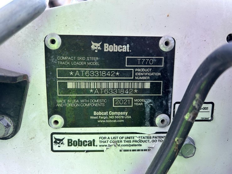 2021-bobcat-t770-image-28