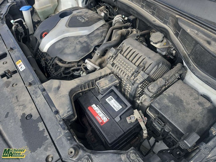 2015-hyundai-santa-fe-image-33
