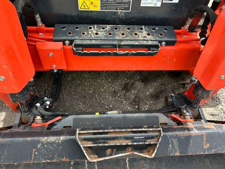 2024-kubota-svl97-2-image-10