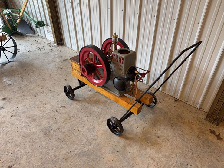 gray-engine-image-4