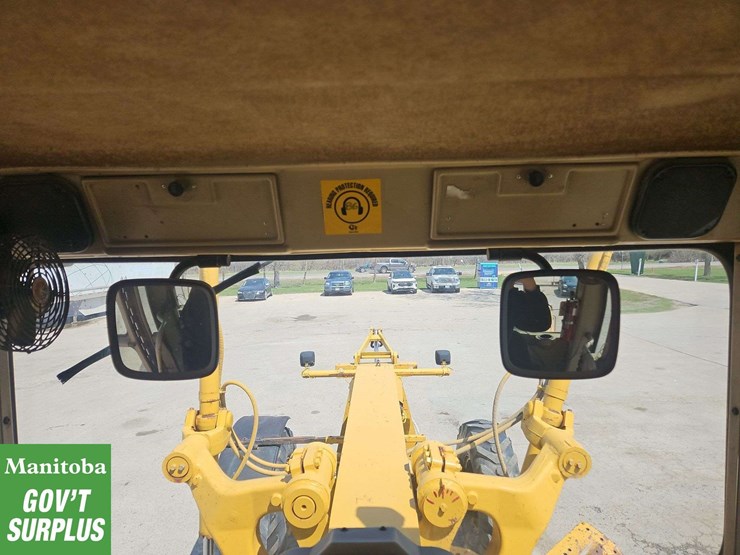 caterpillar-140h-image-33