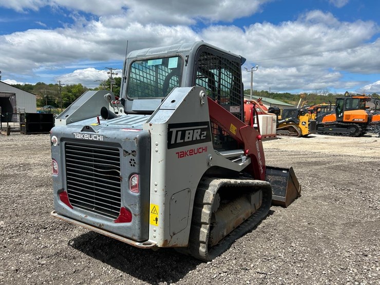 2022-takeuchi-tl8r2-image-4