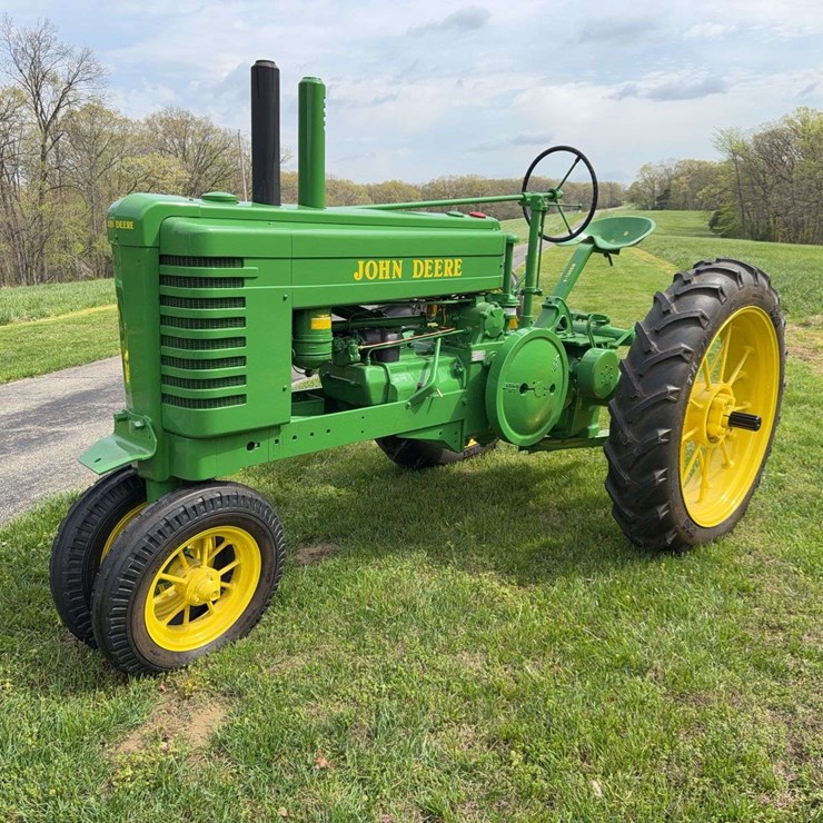 JOHN DEERE A