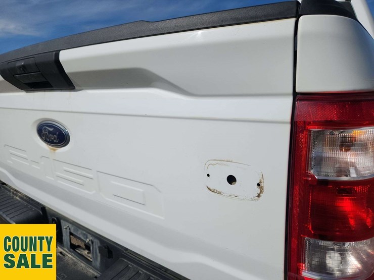 2022-ford-f150-xl-image-40