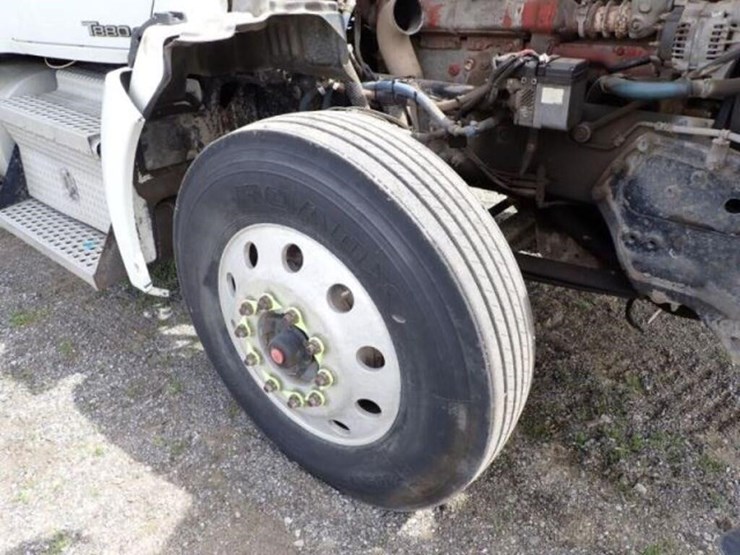 2016-kenworth-t880-image-40
