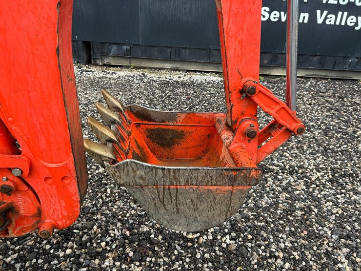 kubota-b26-image-19