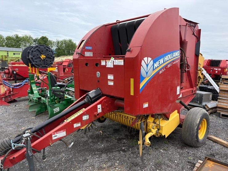 2014-new-holland-450-image-1