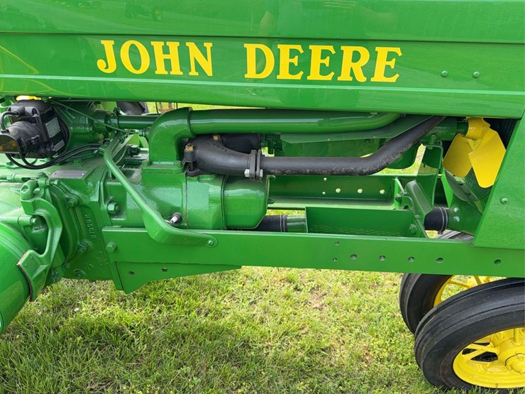 john-deere-b-image-29