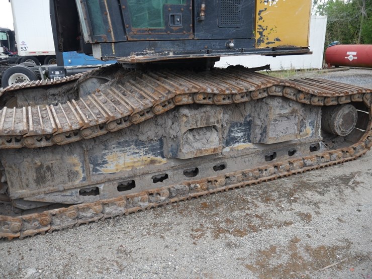 2015-caterpillar-c9-acert-image-4