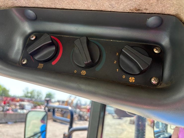 new-holland-td80d-image-24