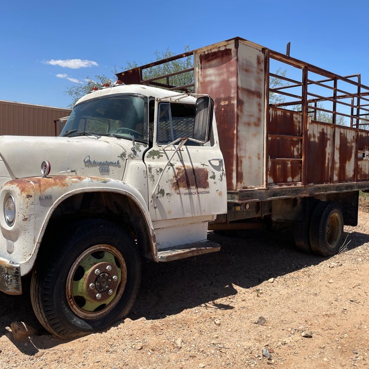1965 INTERNATIONAL LOADSTAR