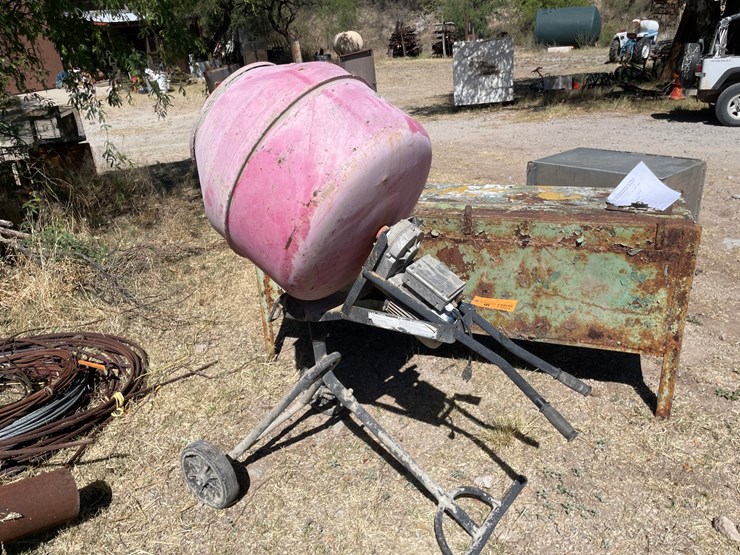 #1083-•-electric-pro-force-concrete-mixer-image-1