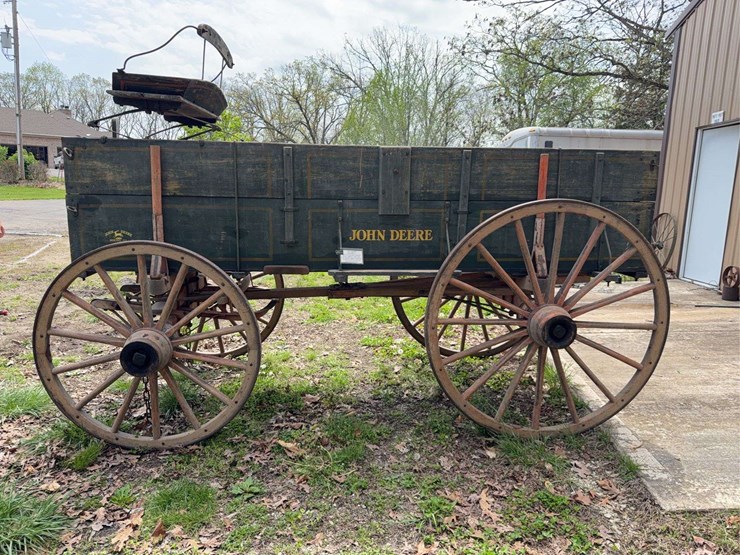 amazing-original-john-deere-wagon-image-6