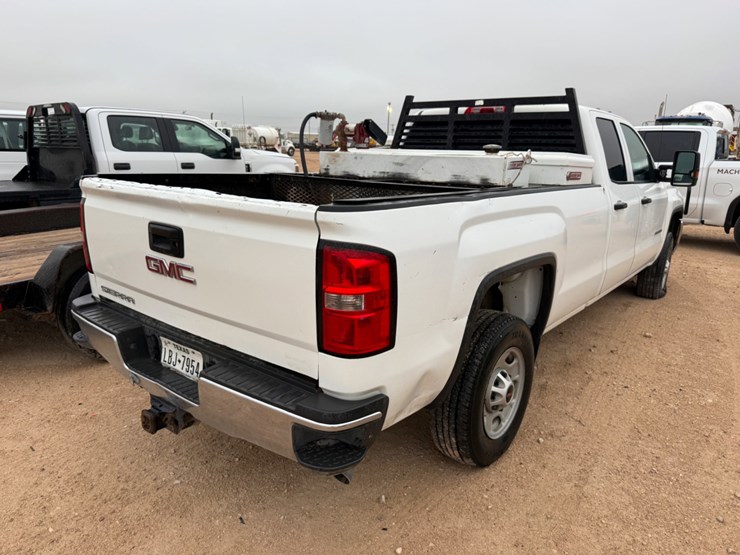 2019-gmc-sierra-2500hd-image-4
