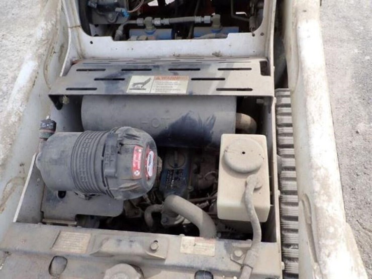 2007-bobcat-mt55-image-32