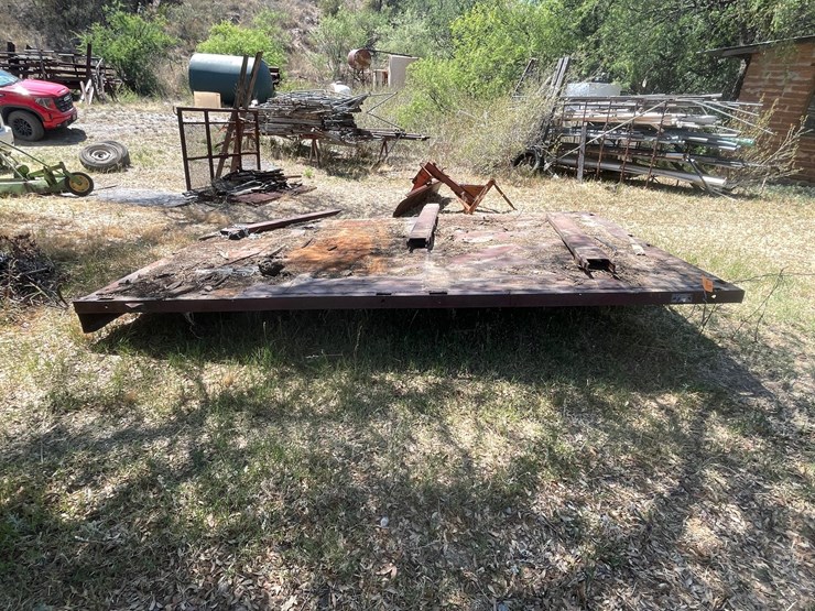 #1077-•-truck-flatbed-image-2