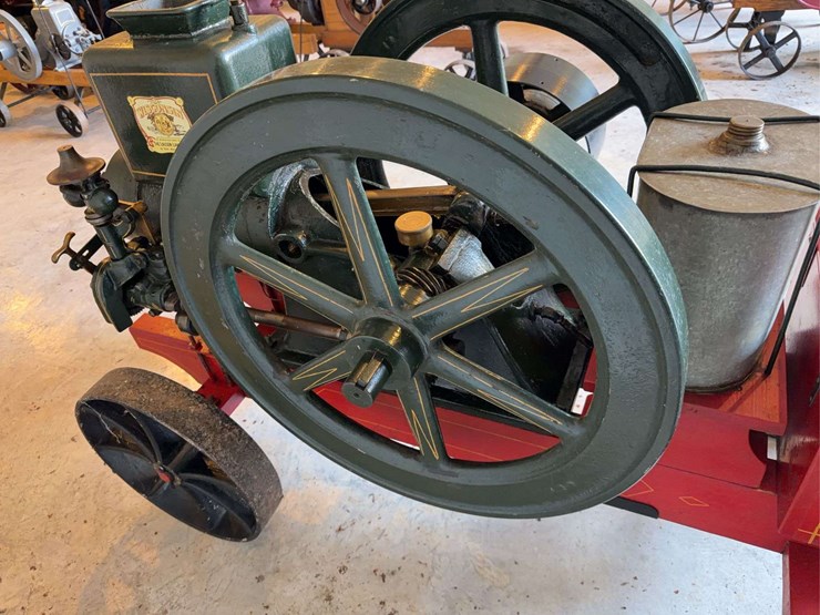 wisconsin-4-hp-side-shaft-engine-image-23