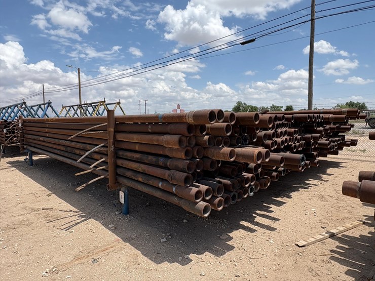 (1,922-ft-x-$)-(62-jts)-4-1/2”od-x95-drill-pipe-w/-4”if-connections-image-1