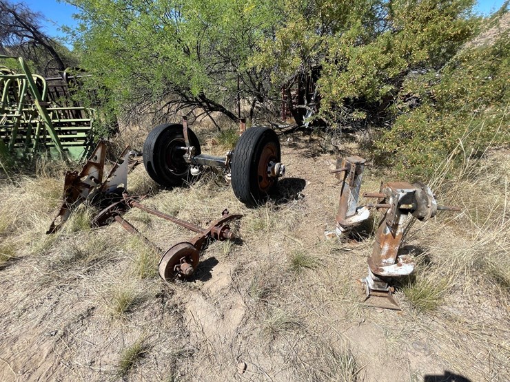 #1047-•-axles-and-heavy-duty-trailer-jack-image-1