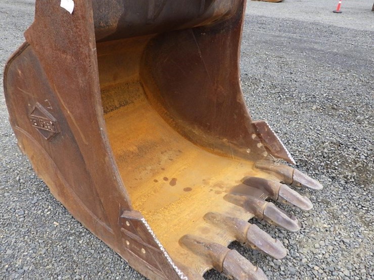 2019-caterpillar-335f-lcr-image-21