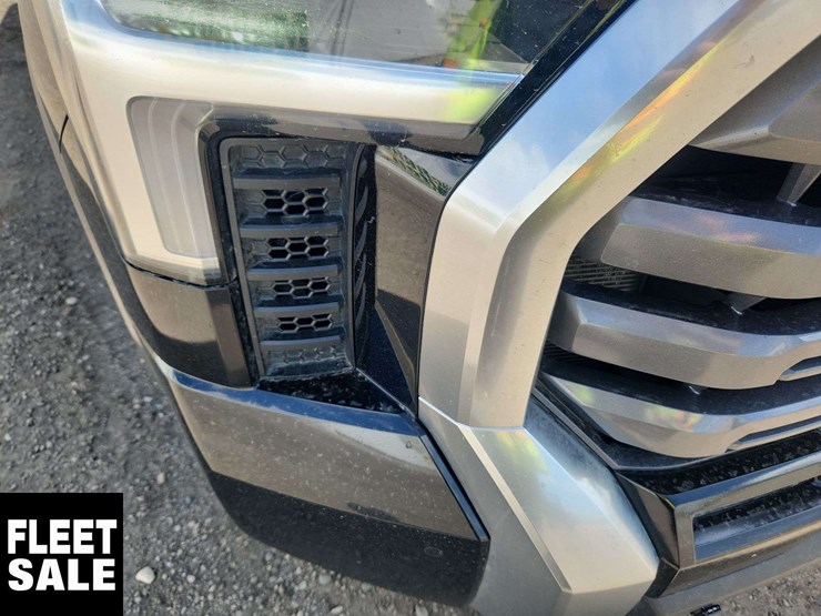 2023-toyota-tundra-image-38