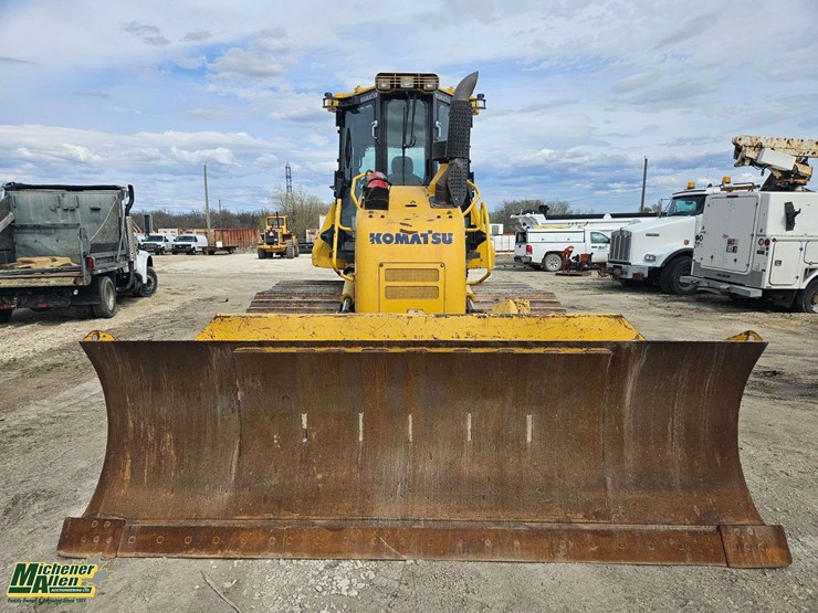 2017-komatsu-d61px-24-image-5