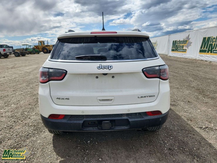 2018-jeep-compass-image-8
