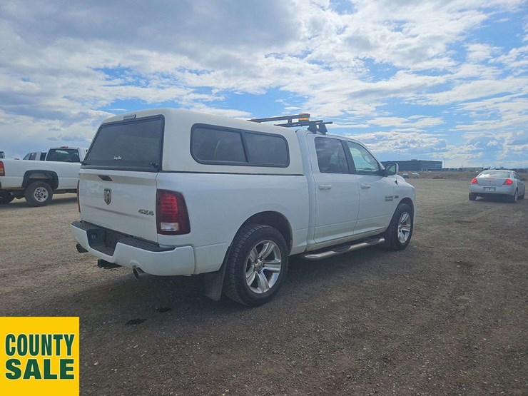 2014-dodge-1500-image-4