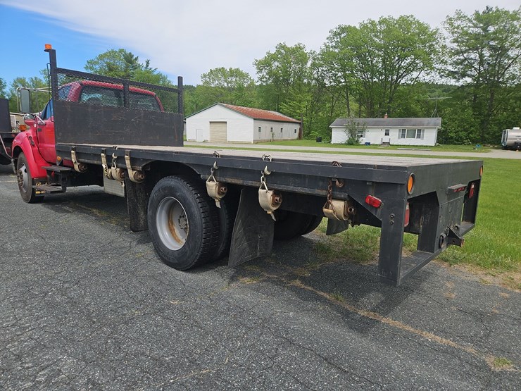 2007-ford-f650-xlt-image-3