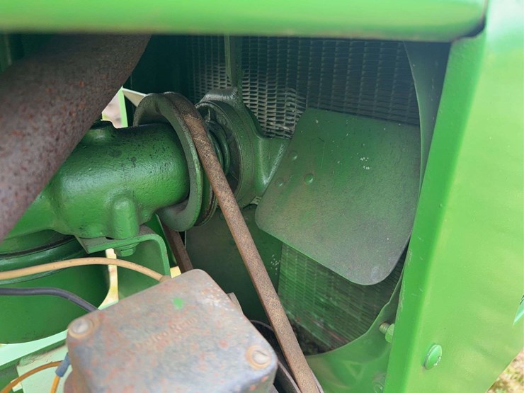 john-deere-b-image-26