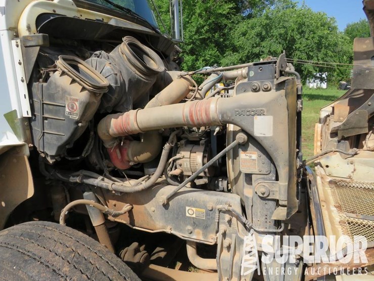 2011-kenworth-t370-image-13