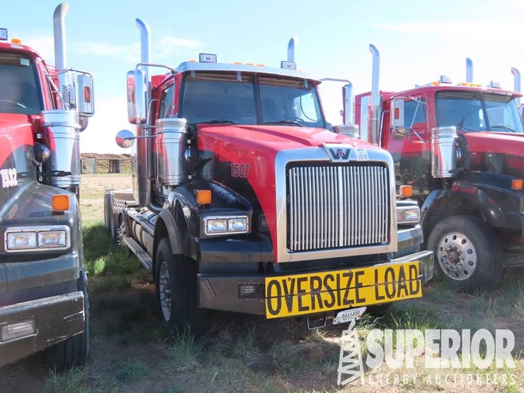 2015-western-star-4900-image-2