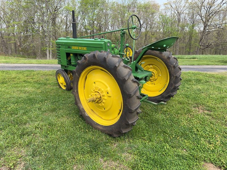 john-deere-h-image-3