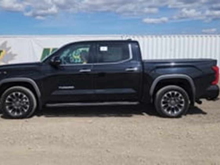 2023-toyota-tundra-image-5