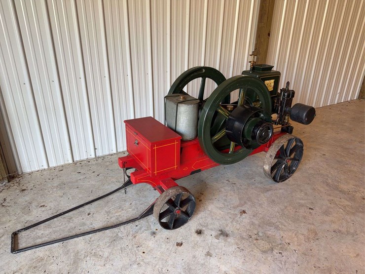 wisconsin-4-hp-side-shaft-engine-image-8