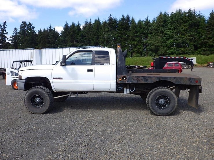 1998-dodge-ram-2500-image-8