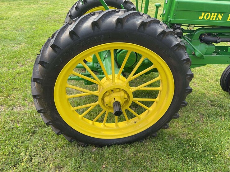 john-deere-b-image-18