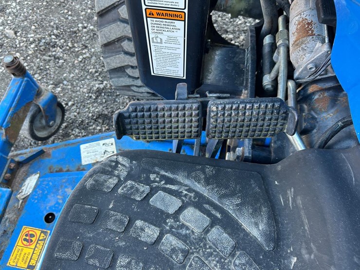 new-holland-tc40da-image-25