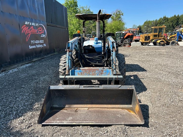 new-holland-3930-image-7