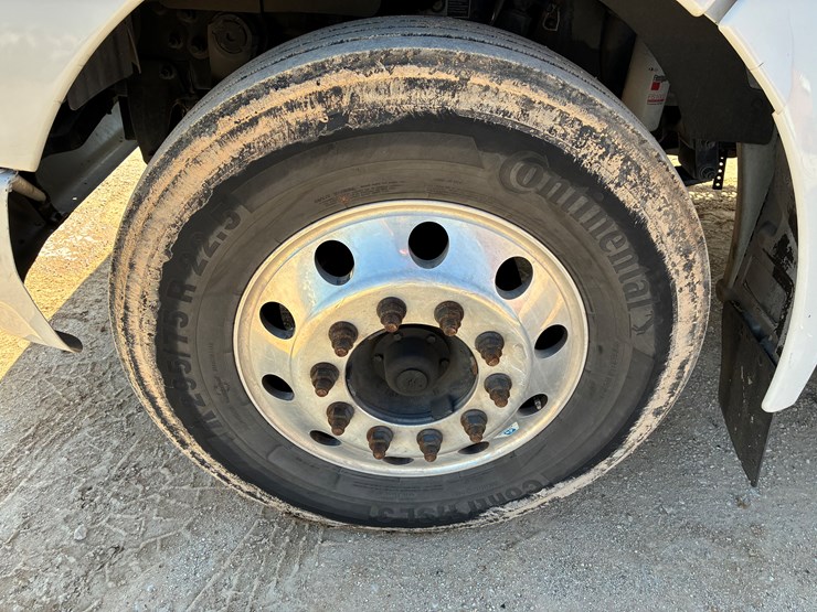 2020-kenworth-t270-image-11