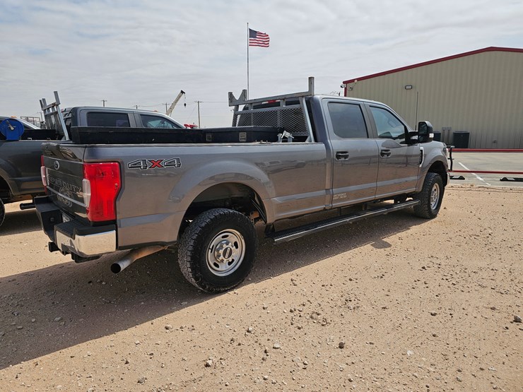 2022-ford-f250-image-5