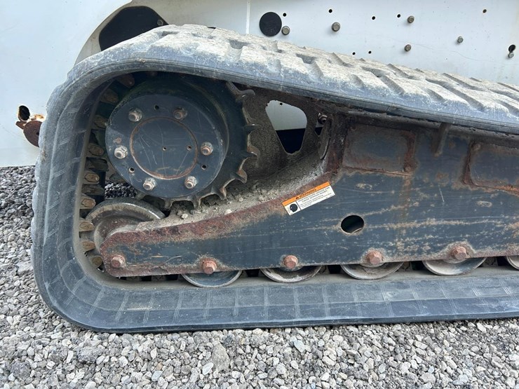 bobcat-t300-image-13