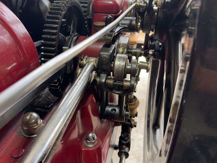 international-harvester-famous-4hp-image-13