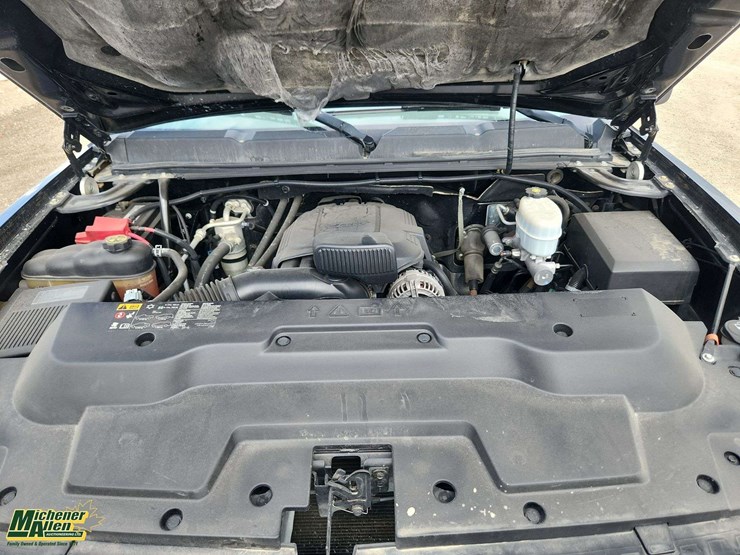 2012-chevrolet-silverado-3500-image-24