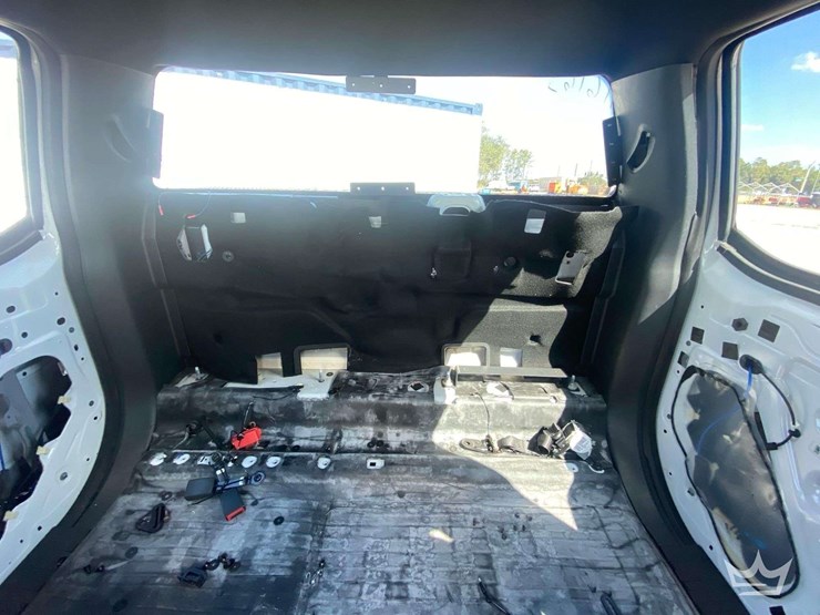 2022-ford-f150-image-26