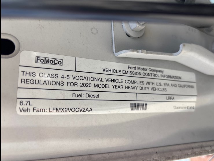2020-ford-f550-image-21
