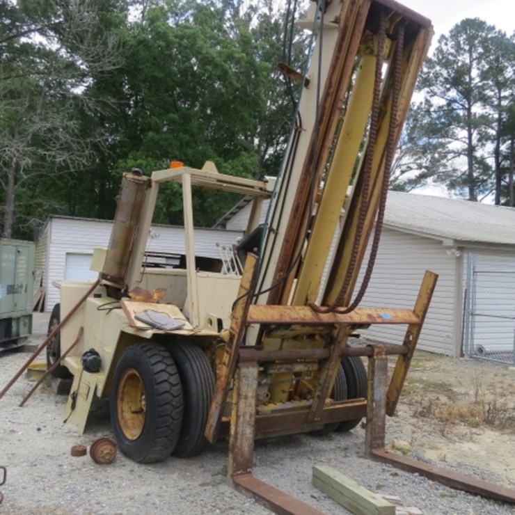 CATERPILLAR 3208