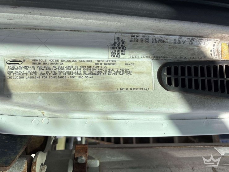 sterling-tri-axle-dump-truck-image-5