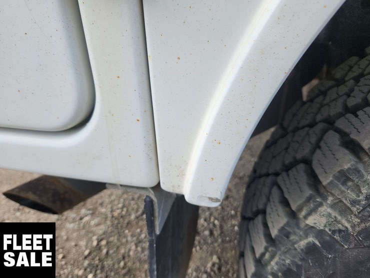 2015-ram-2500-slt-image-42